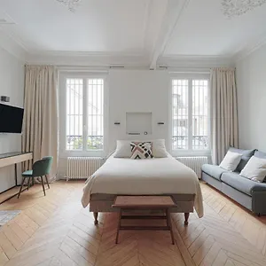 Quartier Champs Elysees 2 Free Netflix , París Francia